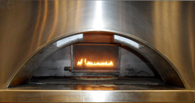 Brick-oven pizza at Wayne&rsquo;s World